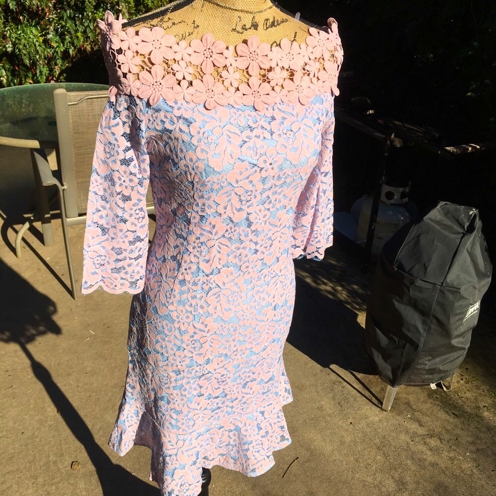 NWT guipure lace dress
